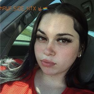 Meet your Posher, Kaitlynn